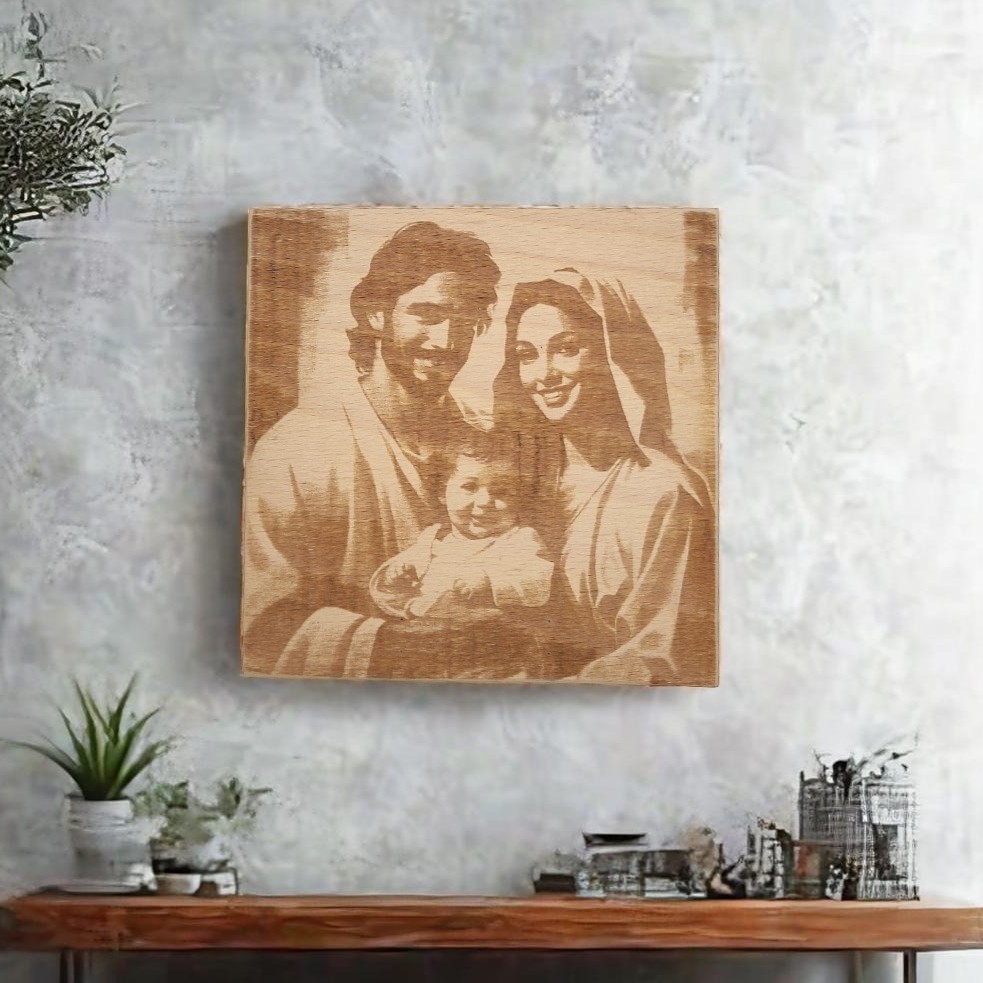 Gravírovaná fotografie na míru - fotografie do dřeva - Svatá rodina