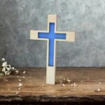 Kříž s křížovou siluetou - dřevěný