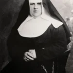 Historický portrét řeholnice a zdravotní sestry Marie Restituty Kafkové kolem roku 1919